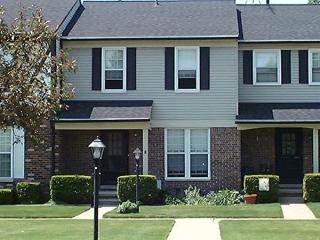 3218 Alpine Dr, Ann Arbor MI  48108-1766 exterior