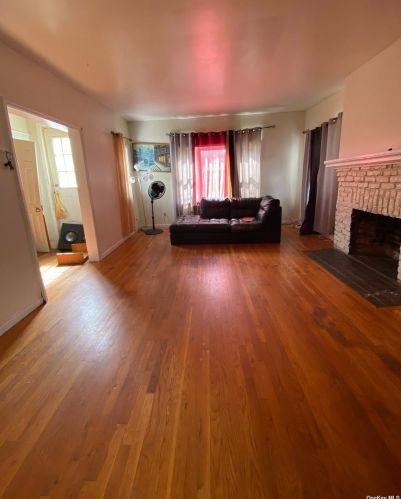 15 Greendale Ave, Mount Vernon, NY 10553-1514