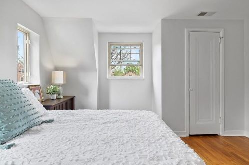 460 Duquesne Dr, Pittsburgh PA  15243-2046 exterior