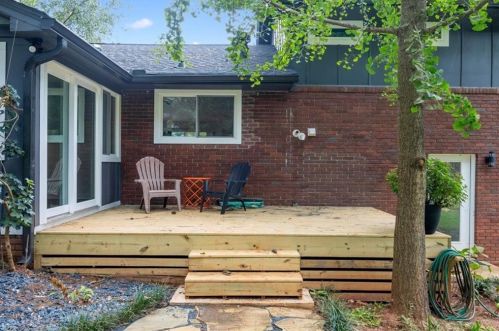 3904 Gladney Dr, Atlanta GA  30340-4618 exterior