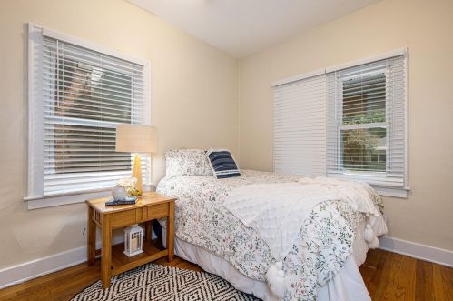 919 Merrifield St, Grand Rapids MI 49507-3338 exterior