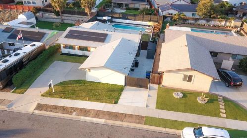 808 Halecrest Dr, Chula Vista, CA 91910-6413