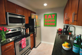 3514 Lancaster Ave, Philadelphia PA  19104-4917 exterior