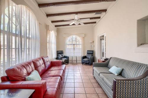 2021 6 St, Tucson AZ 85716-4822 exterior