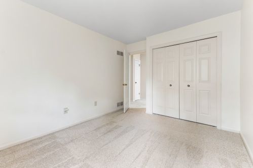 214 Allenberry Cir, Pittsburgh PA 15234-1002 exterior