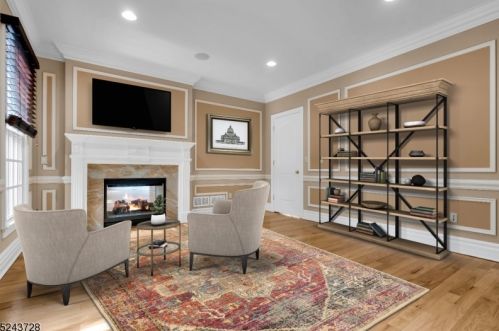 2 Caruso Ct, Bridgewater NJ 08807-2149 exterior