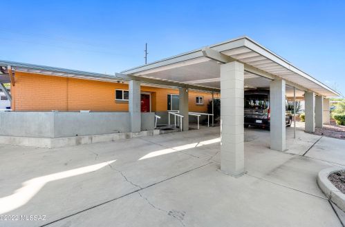 6922 2nd St, Tucson, AZ 85710-1222