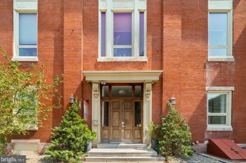 655 16th St, Philadelphia PA  19130-2949 exterior