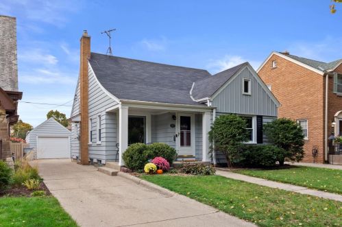 2913 75th St, Milwaukee, WI 53210-1025