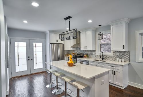 4452 Leland Ave, Chicago IL  60630-4043 exterior