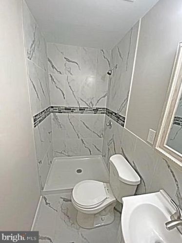 6731 Limekiln Pike, Philadelphia PA 19138-3129 exterior