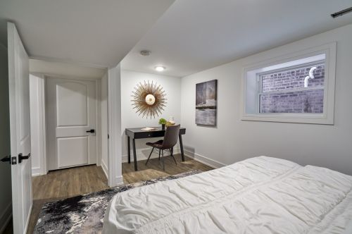 4452 Leland Ave, Chicago IL  60630-4043 exterior