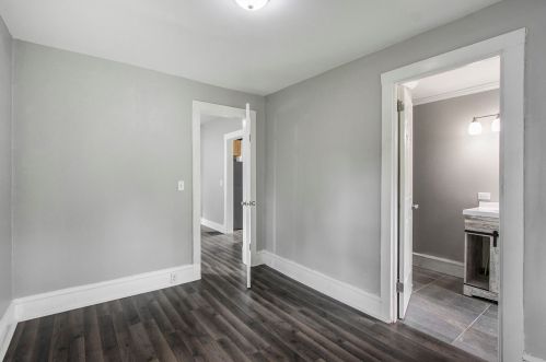 328 Michigan Ave, Three Rivers MI 49093-1126 exterior