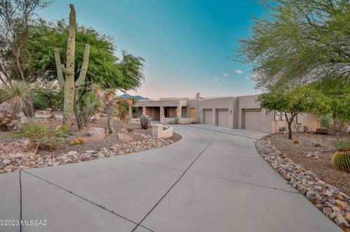 1042 Cave Canyon Pl, Green Valley, AZ 85614-6201