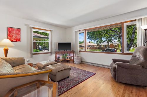 3837 75th St, Milwaukee WI 53220-1723 exterior