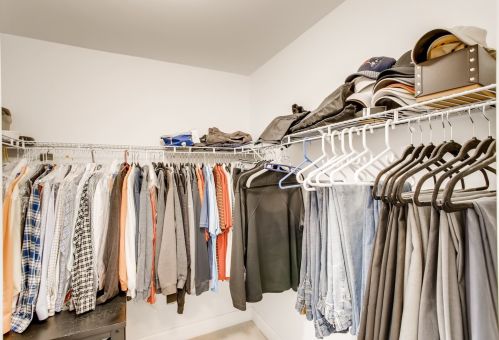 252 Grantley Ave, Elmhurst IL 60126-2237 exterior