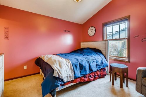 4843 Hamlet Ave, Saint Paul MN 55128-2658 exterior