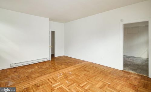 1308 Main St, Darby PA 19023-2619 exterior