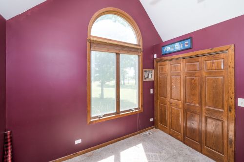 22116 Frontage Rd, Joliet IL 60431-9039 exterior