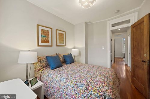 1700 Hobart St, Washington DC 20009-3705 exterior