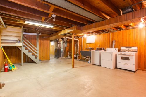 4716 Kennicott Ave, Chicago IL 60630-4322 exterior