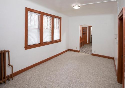 694 Desoto St, Saint Paul MN 55130-4215 exterior