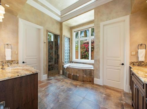 14904 Celle Way, Naples FL 34110-2755 exterior