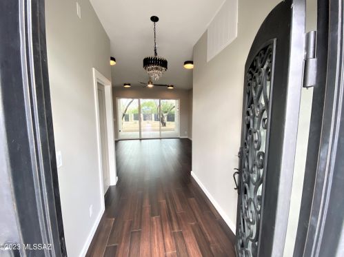 3955 Bear Canyon Rd, Tucson AZ  85749-8220 exterior