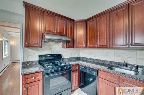 237 Loring Ave, Edison NJ exterior