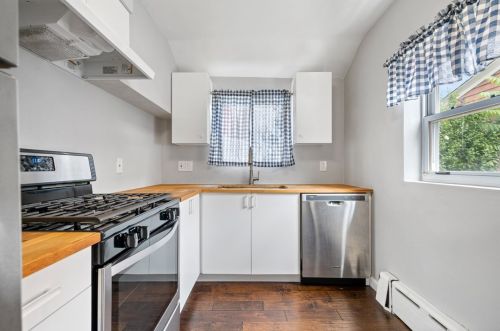 325 Main St, Pittsburgh PA 15215-2238 exterior