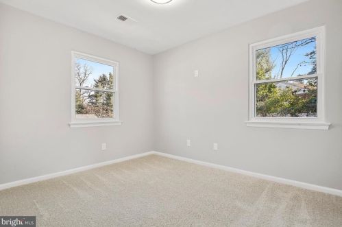 1805 Crawford Dr, Rockville MD 20851-1711 exterior