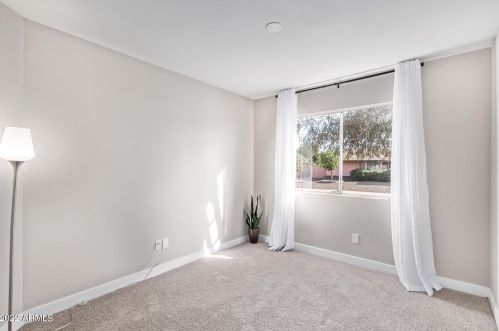 19605 36 Pl, Phoenix AZ 85050-8387 exterior