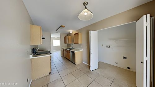 10041 Paseo San Rosendo, Tucson AZ  85747-9174 exterior