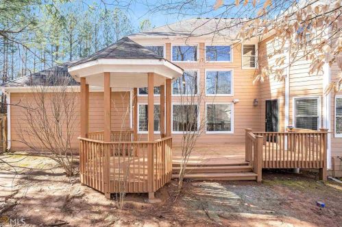 324 Amy Way, Atlanta GA 30349-7048 exterior