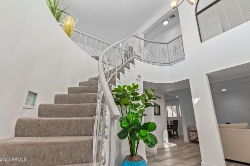 15202 10th St, Phoenix AZ  85022-3738 exterior