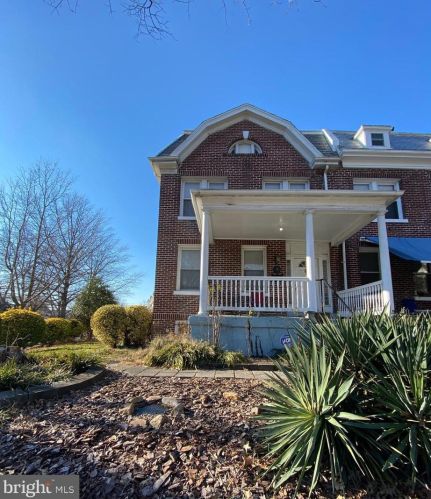 31 Rock Creek Church Rd, Washington, DC 20011-6005