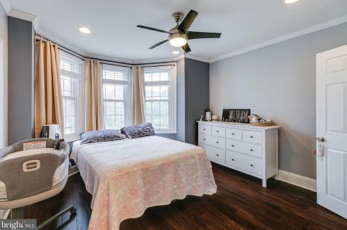 514 Martin St, Philadelphia PA 19146-1822 exterior