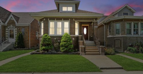 6416 Keating Ave, Chicago, IL 60629-5514