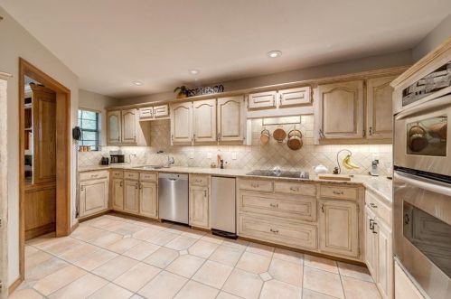 4016 Hackmore Loop, Irving TX 75061-6118 exterior