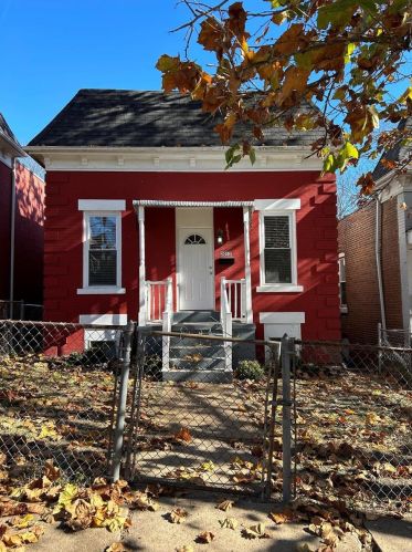 2012 Kraft St, Saint Louis MO  63139-3521 exterior