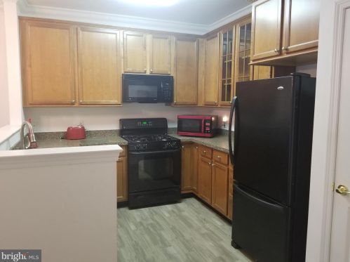 1114 Colts Cir, Trenton NJ  08648-3266 exterior