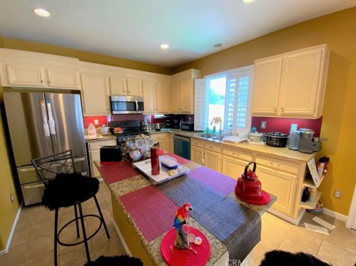 235 Avenida San Miguel, Perris CA  92571-4817 exterior