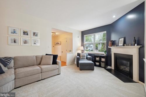 48 Steeplechase Cir, Chester PA 19014-1463 exterior