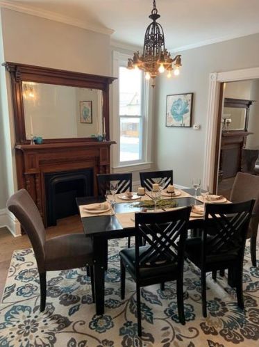 517 Lorenz Ave, Pittsburgh PA 15220-5716 exterior