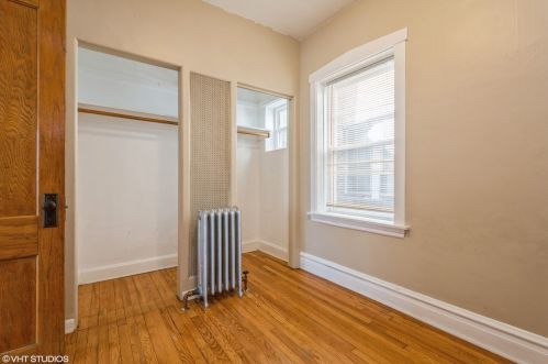 3300 Avers Ave, Chicago IL 60618-5203 exterior