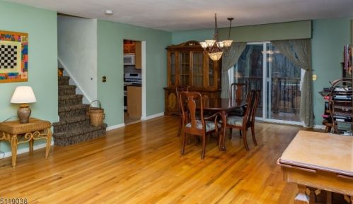 12 Oakwood Trl, Kinnelon NJ 07405-3115 exterior