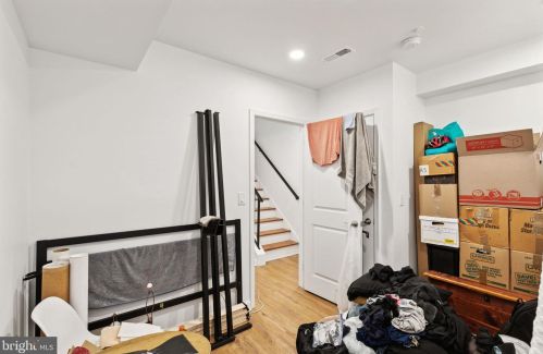 728 Daly St, Philadelphia PA 19148-3306 exterior