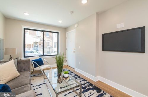 1628 Ellsworth St, Philadelphia PA 19146-2811 exterior