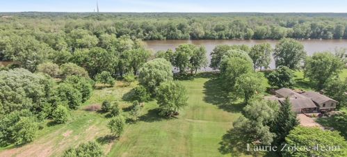 7390 Leonard St, Coppersville MI 49404-9729 exterior