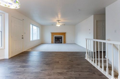 9525 Shoshone Ct, Sandy UT 84092-3074 exterior